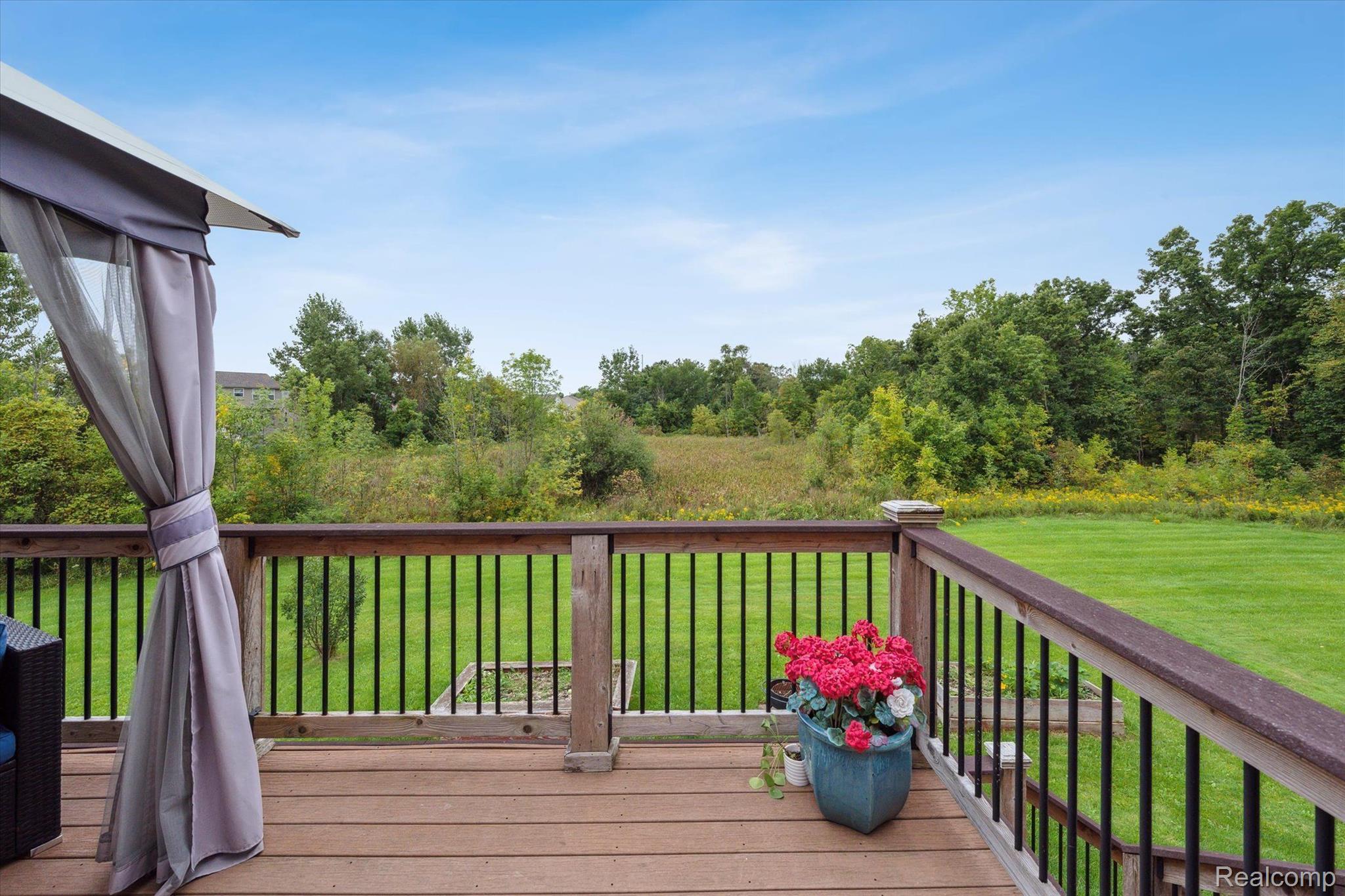 964 Callaway Court Howell, MI 48843 - Photo 6 of 44 Take in the view!