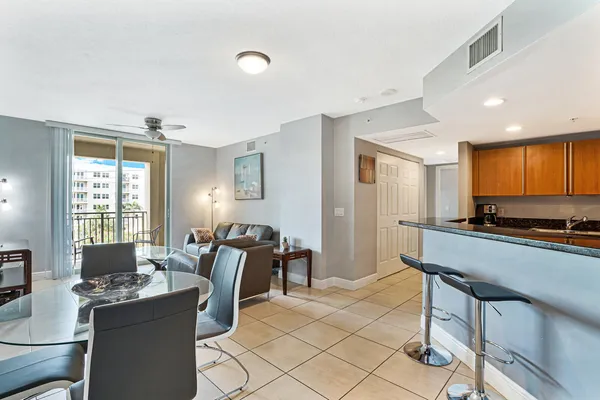$3,400 | 610 Clematis Street, Unit 538, West Palm Beach, FL 33401