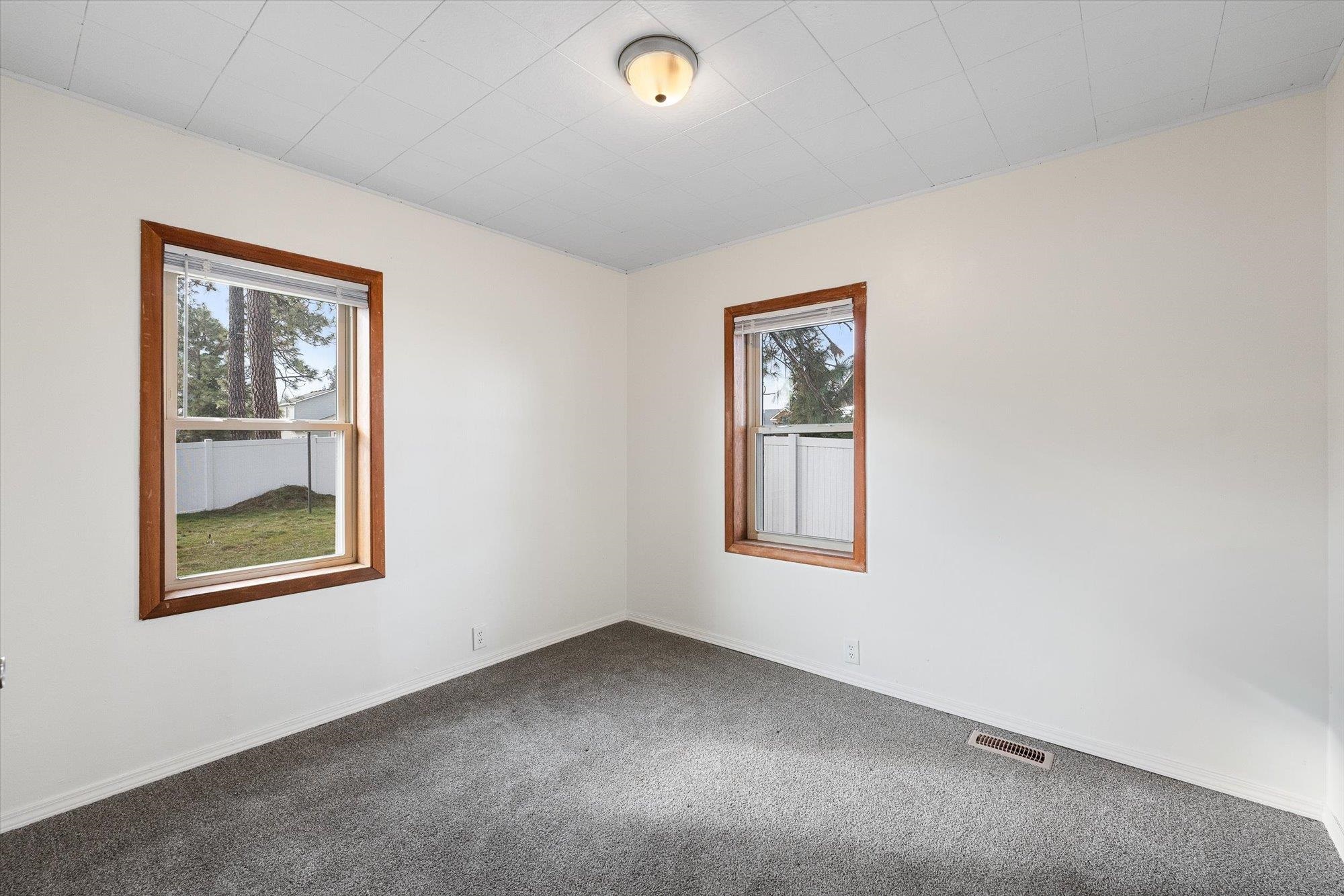 6307 West Thorpe Road Spokane, WA 99224 - Photo 12 of 22