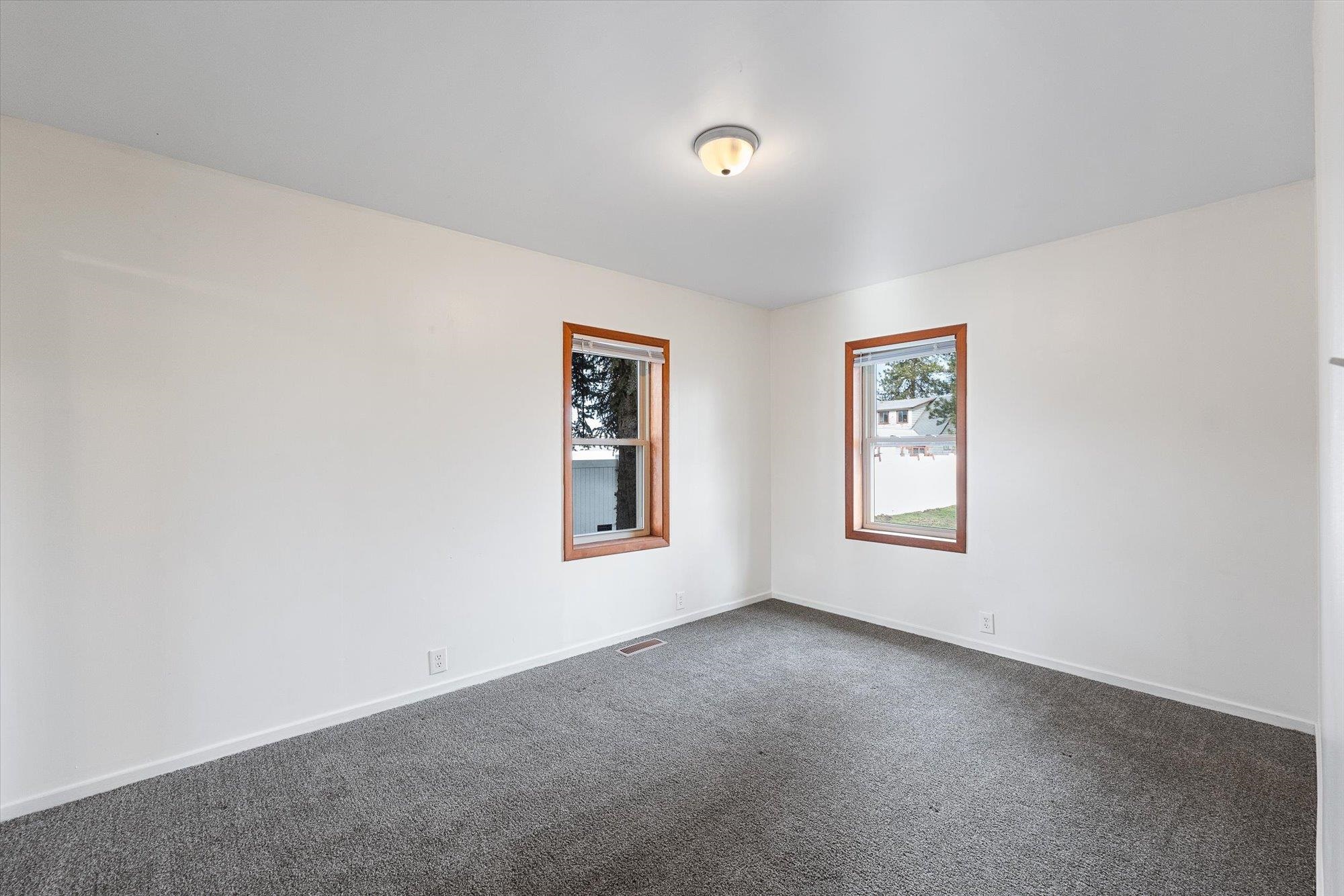 6307 West Thorpe Road Spokane, WA 99224 - Photo 9 of 22