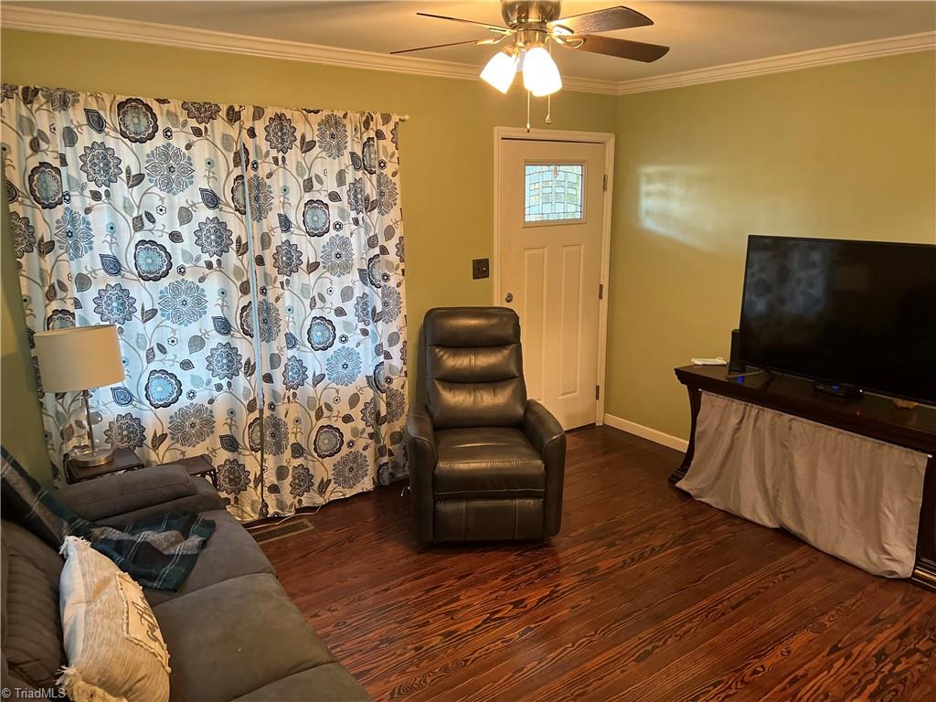 1309 Penny Road High Point, NC 27265 - Photo 13 of 50