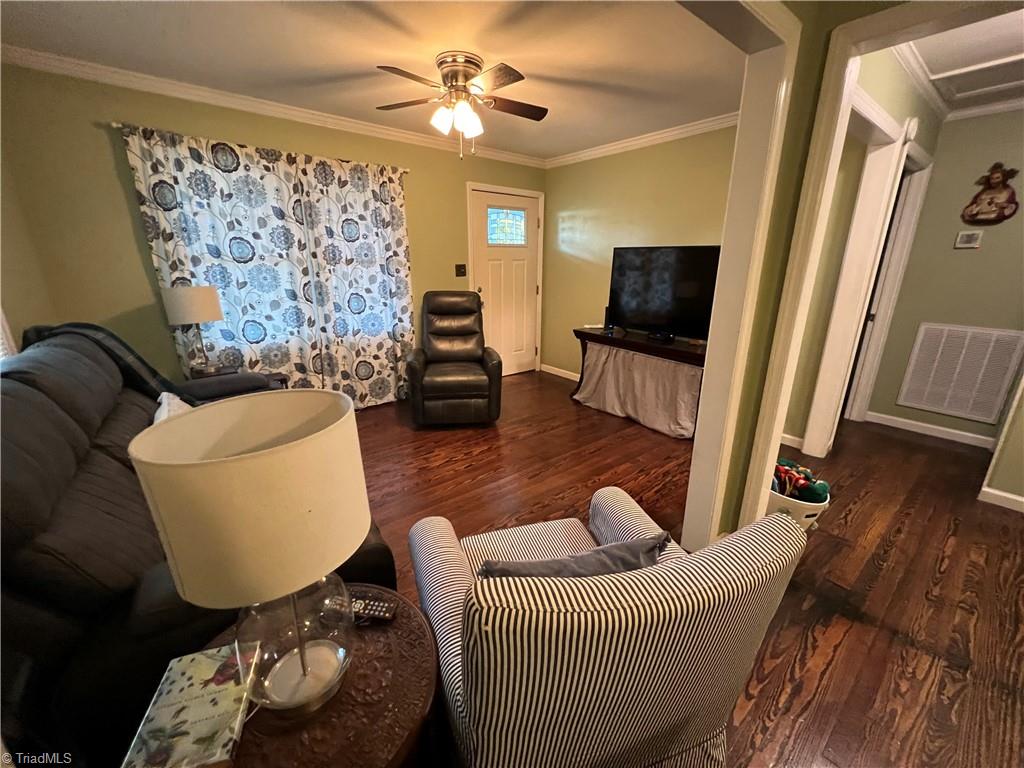 1309 Penny Road High Point, NC 27265 - Photo 15 of 50