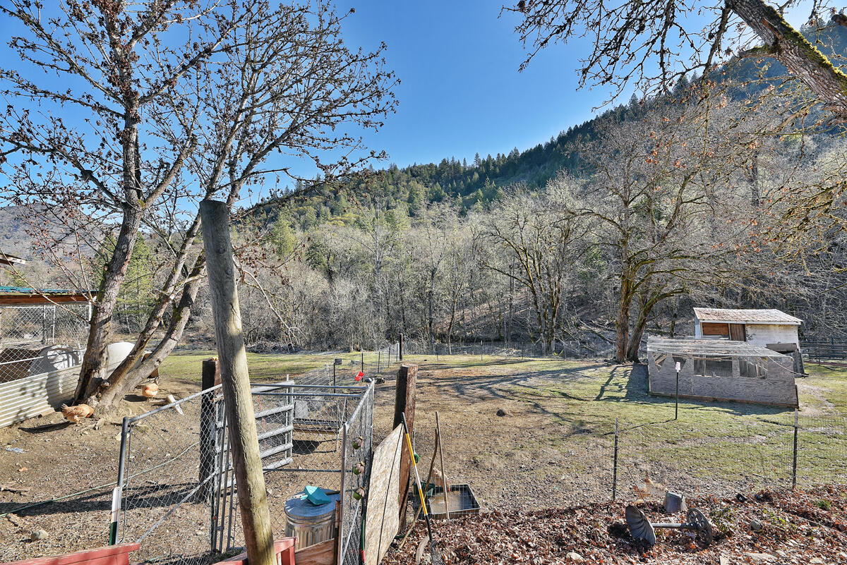 900 Schieffelin Gulch Road Gold Hill, OR 97525 - Photo 31 of 33 29