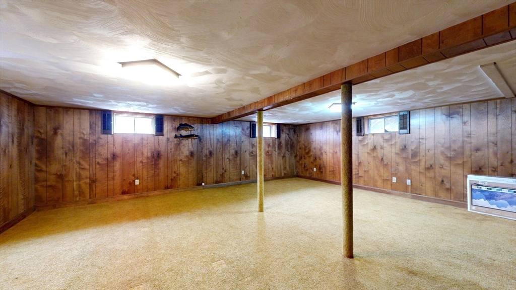 70 Old Nahant Road Wakefield, MA 01880 - Photo 30 of 42 a view of an empty room