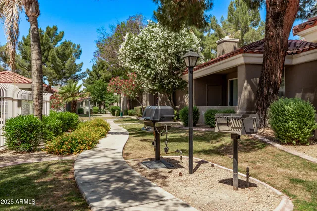 $187,000 | 2929 West Yorkshire Drive, Unit 2074, Phoenix, AZ 85027