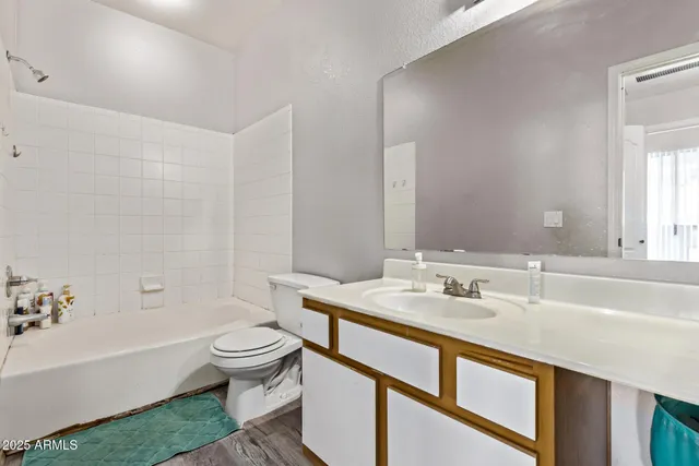 $187,000 | 2929 West Yorkshire Drive, Unit 2074, Phoenix, AZ 85027