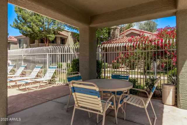 $187,000 | 2929 West Yorkshire Drive, Unit 2074, Phoenix, AZ 85027