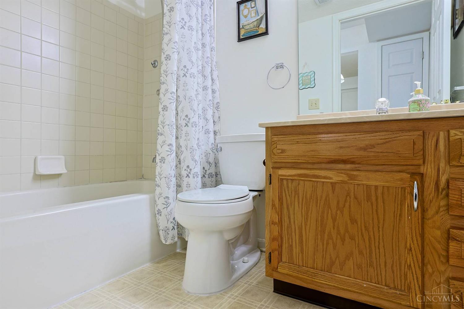 8404 Ridge Pointe Court Cincinnati, OH 45237 - Photo 27 of 35 Gallery Image 27