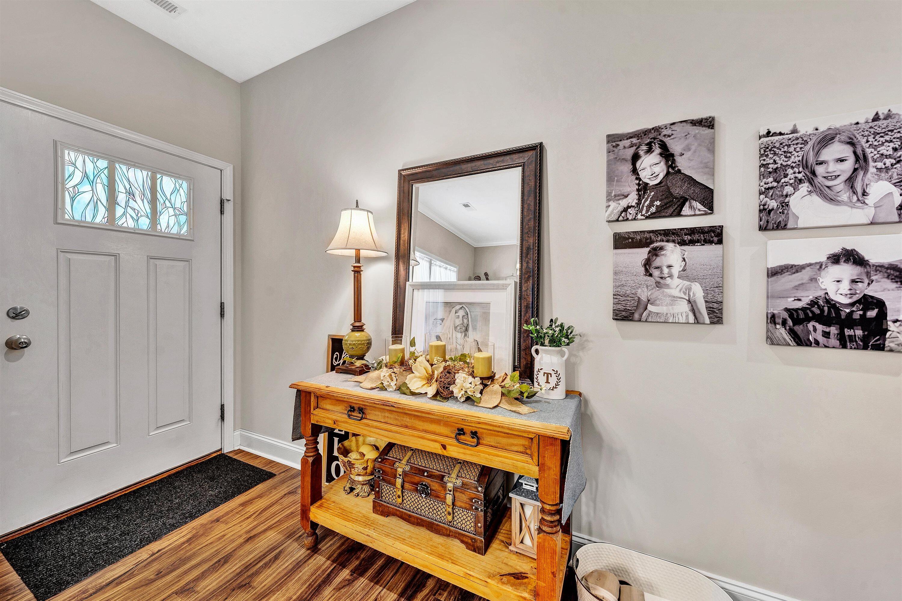 4273 Daugherty Road Salem, VA 24153 - Photo 4 of 30 05-082020240048