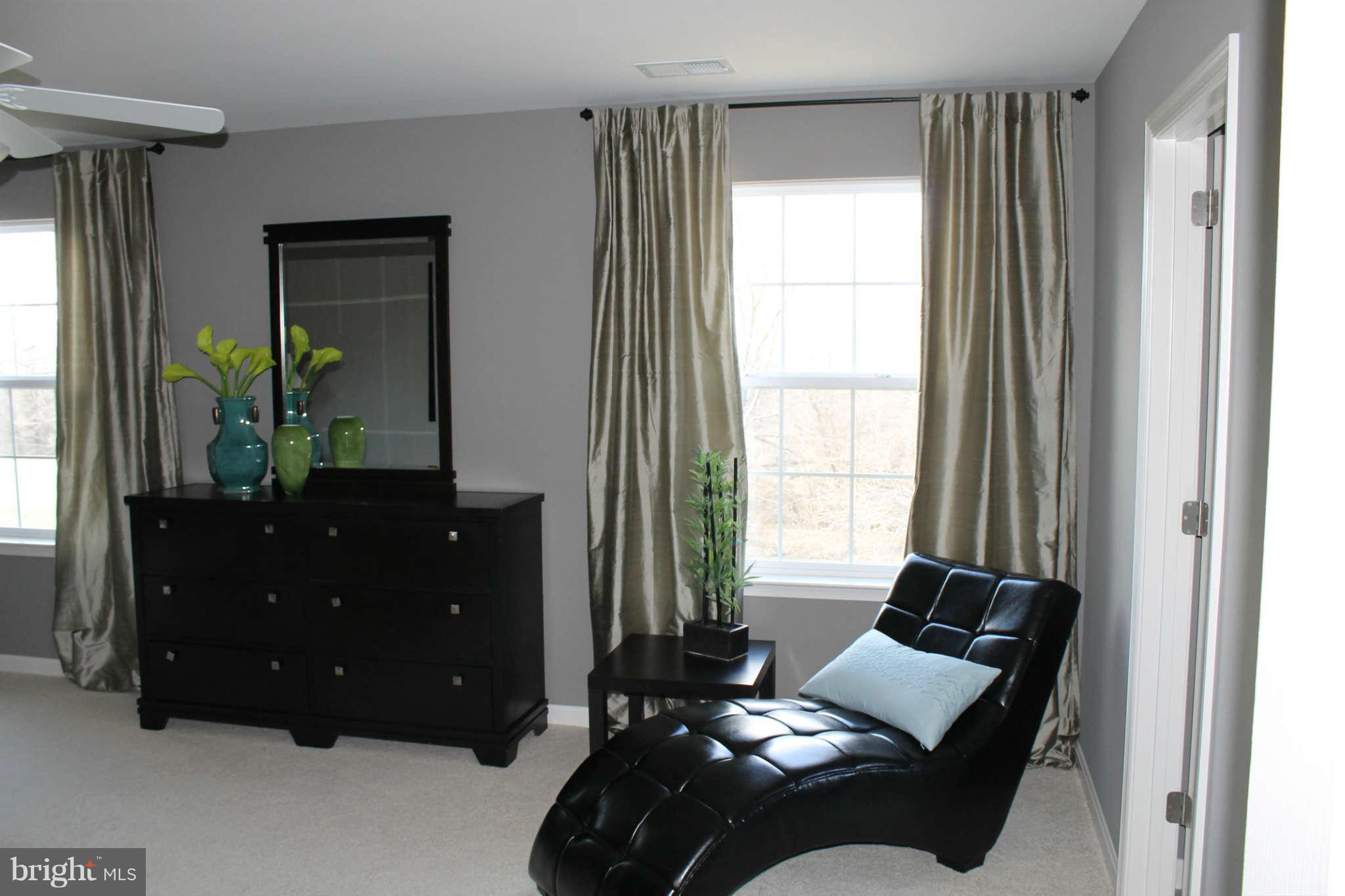 1564 Long Corner Road Mount Airy, MD 21771 - Photo 15 of 26 Bedroom (Master)