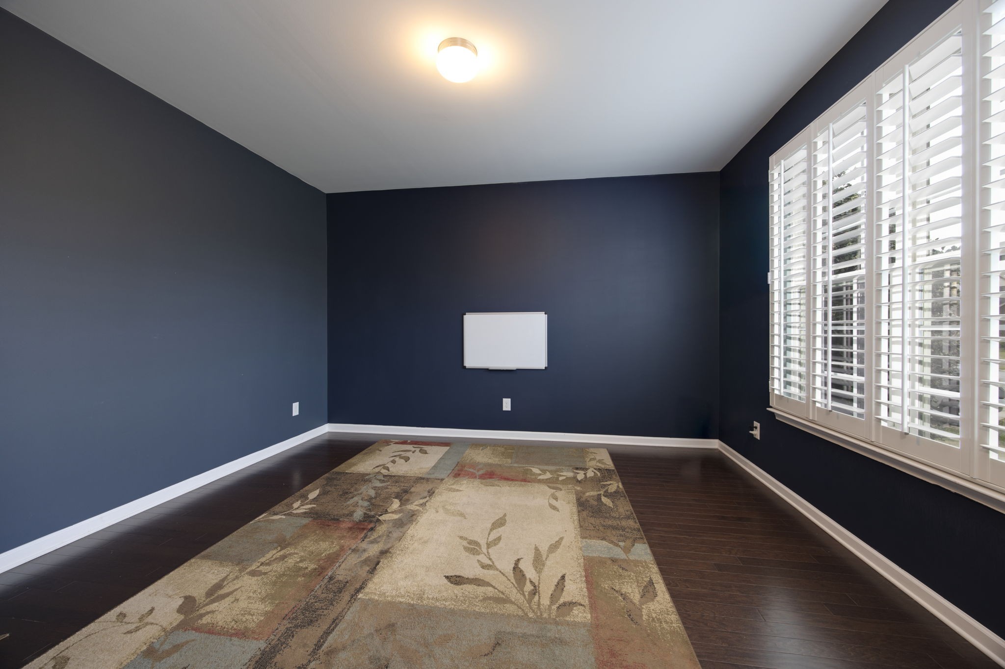 1014 Lacebark Lane Hendersonville, TN 37075 - Photo 14 of 69 a view of a big room with windows