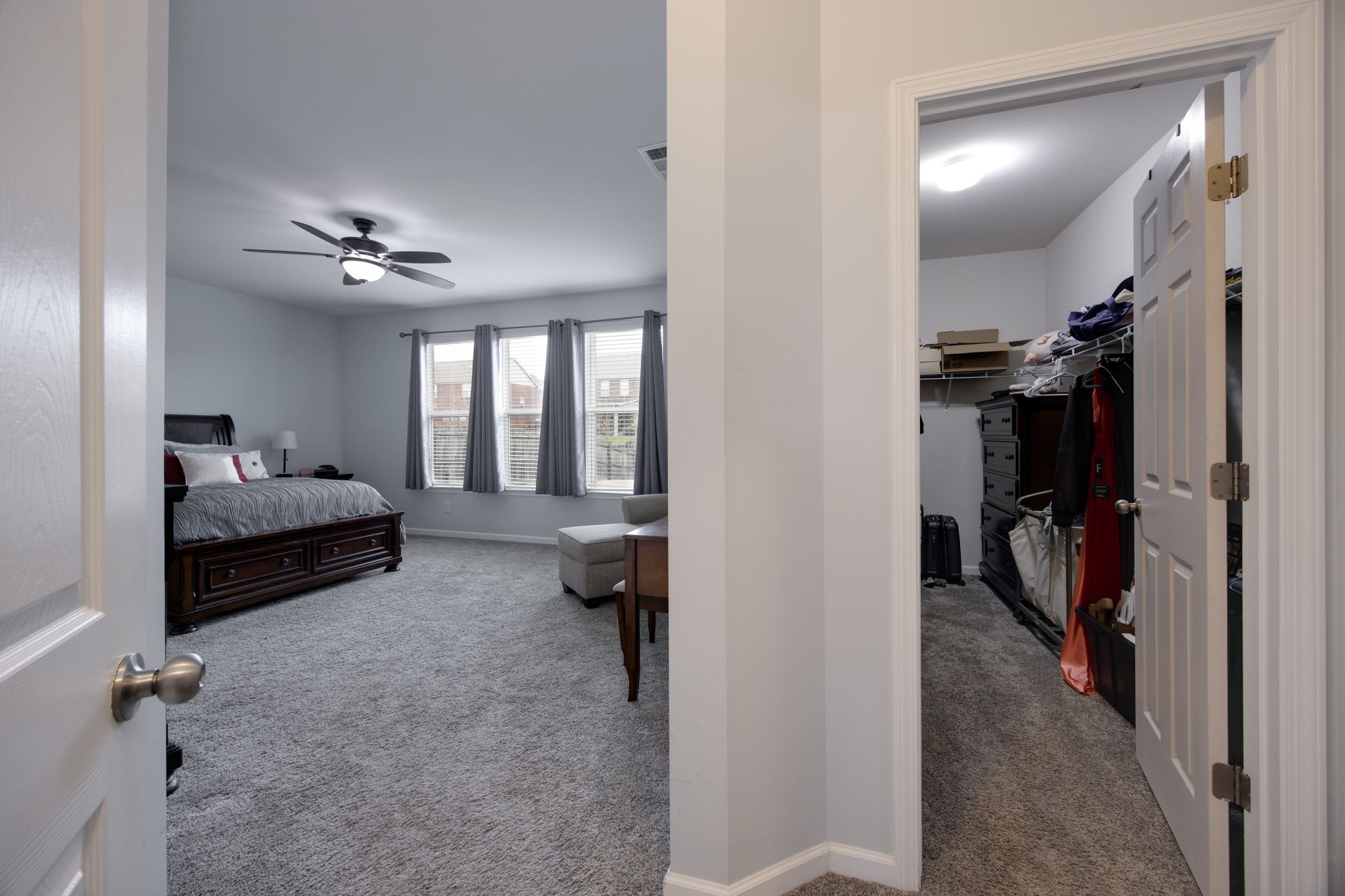 1014 Lacebark Lane Hendersonville, TN 37075 - Photo 30 of 69 a view of a livingroom with furniture and a livingroom