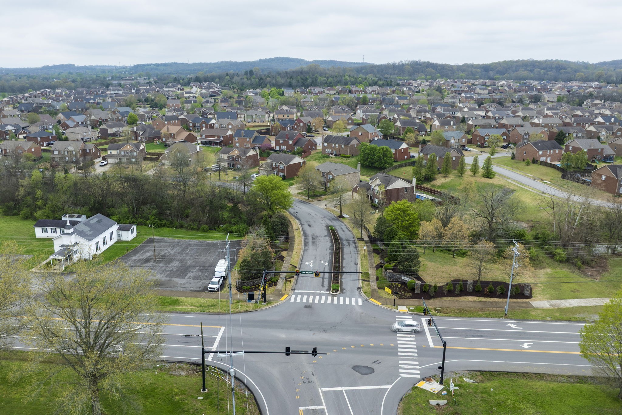 1014 Lacebark Lane Hendersonville, TN 37075 - Photo 60 of 69 an aerial view of a house with a garden