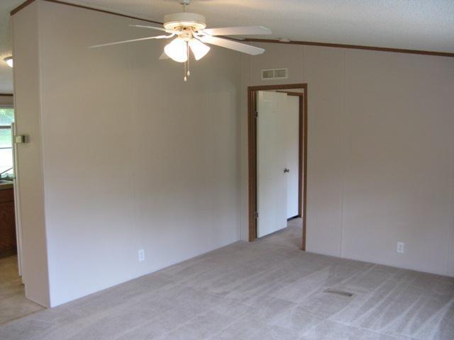 37869 Davis Chapel Road Logan, OH 43138 - Photo 5 of 10