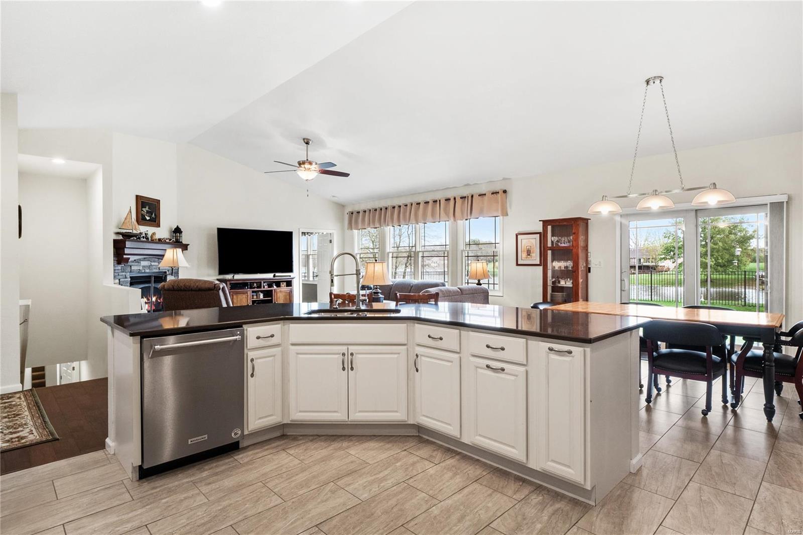 13275 Lee Road Trenton, IL 62293 - Photo 12 of 54 Gallery Image 12