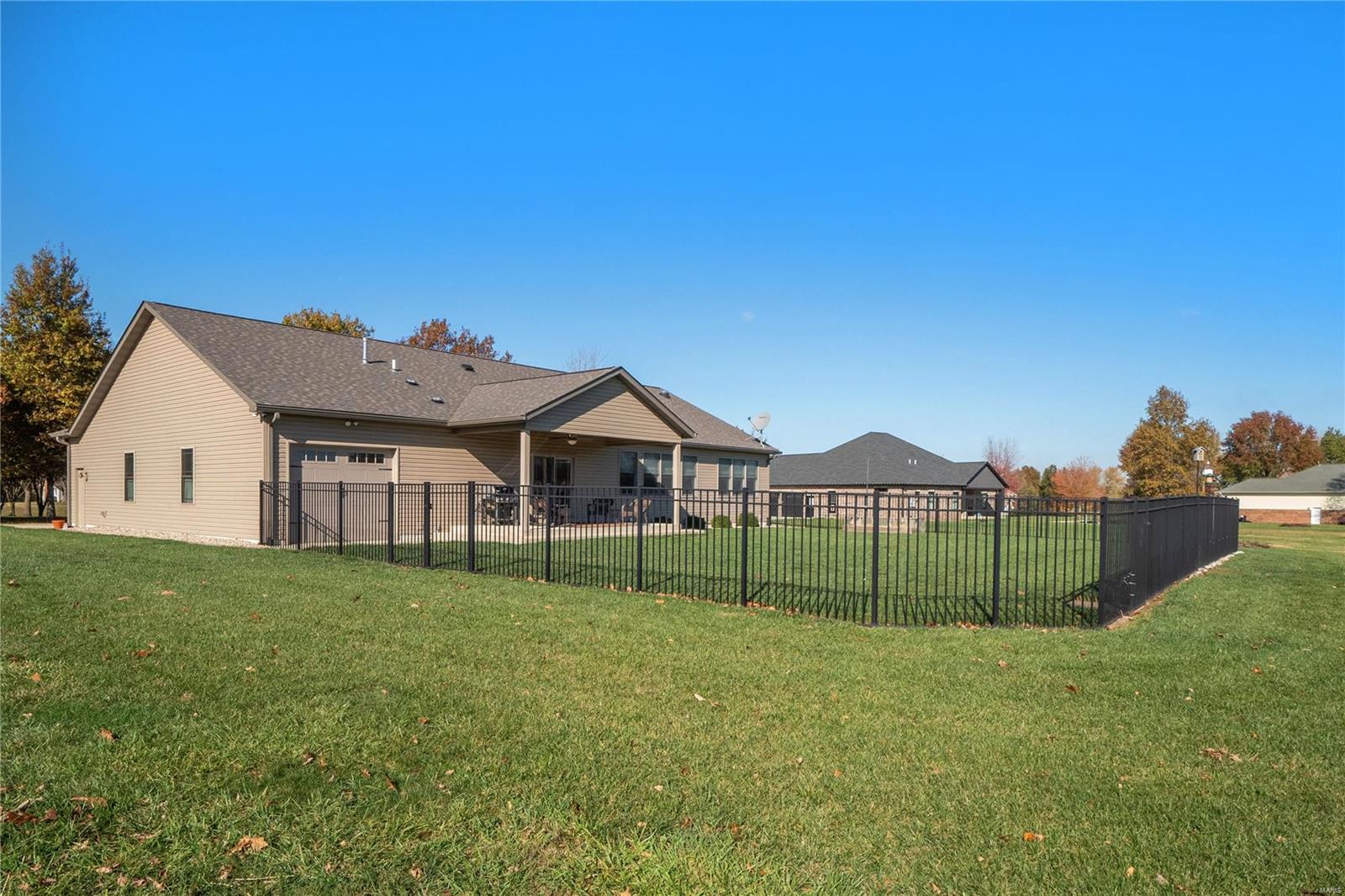 13275 Lee Road Trenton, IL 62293 - Photo 43 of 54 Gallery Image 43