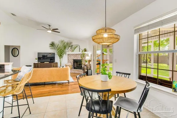 $2,350 | 5217 Choctaw Avenue, Pensacola, FL 32507