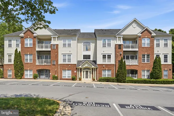 $300,000 | 2005 Connor Court, Unit 702J, Bowie, MD 20721
