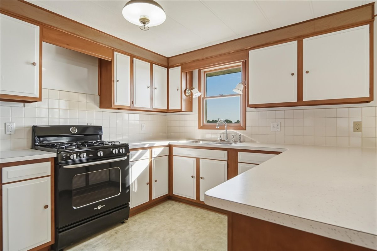 15661 Moline Road Lyndon, IL 61261 - Photo 19 of 42 Gallery Image 19