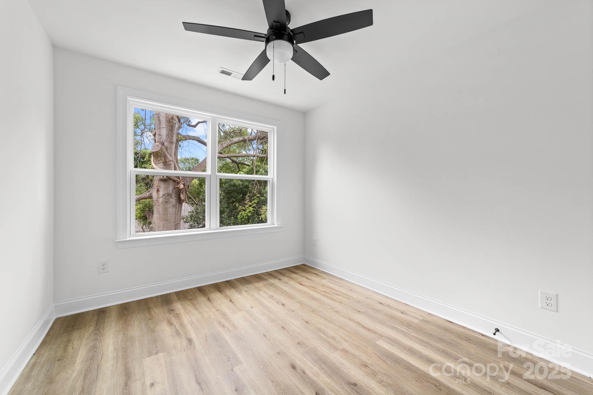 424 Airline Extension Shelby, NC 28150 - Photo 18 of 35 a view of an empty room with a window