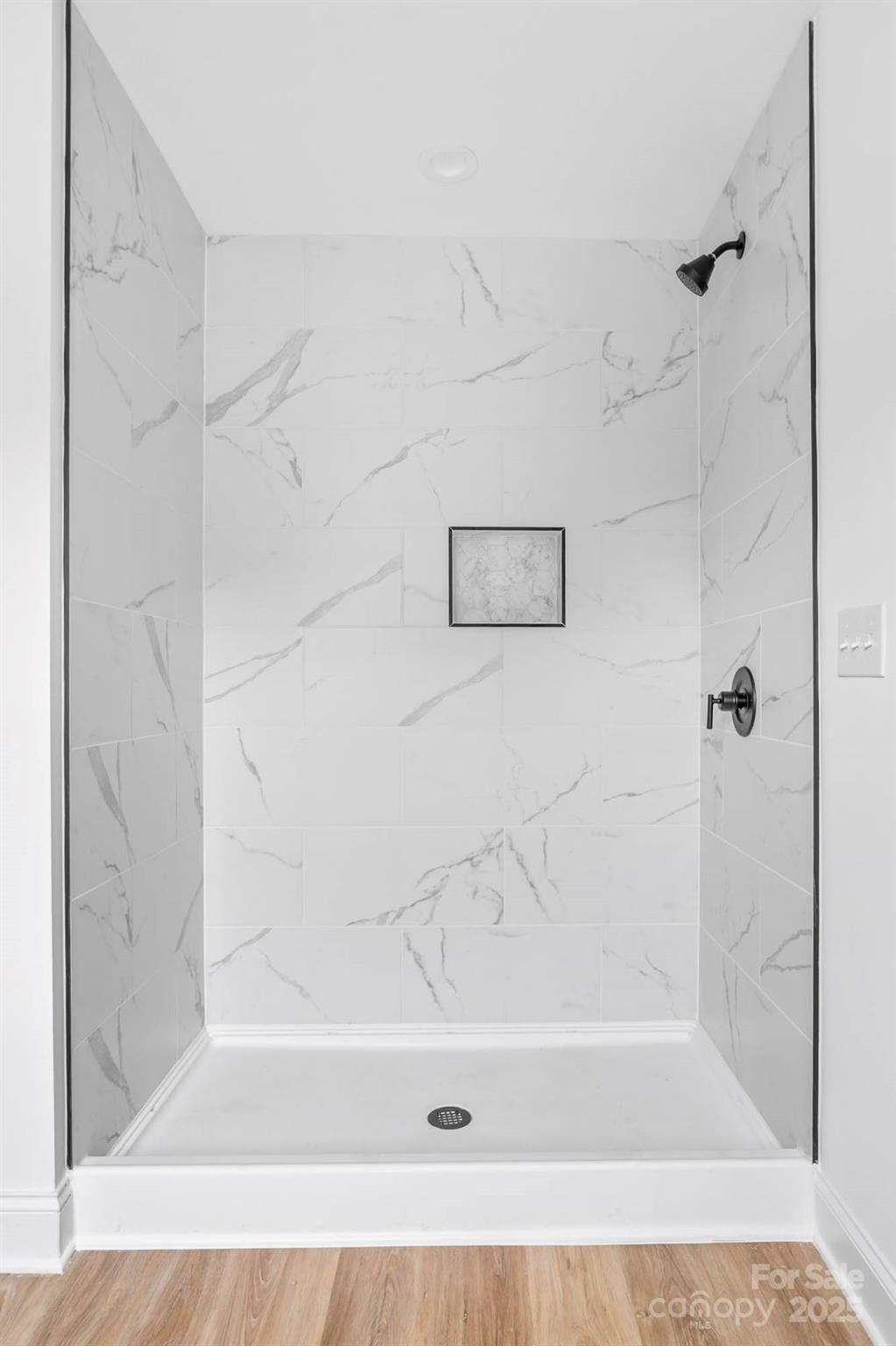 424 Airline Extension Shelby, NC 28150 - Photo 28 of 35 a bathroom with a bathtub and a shower