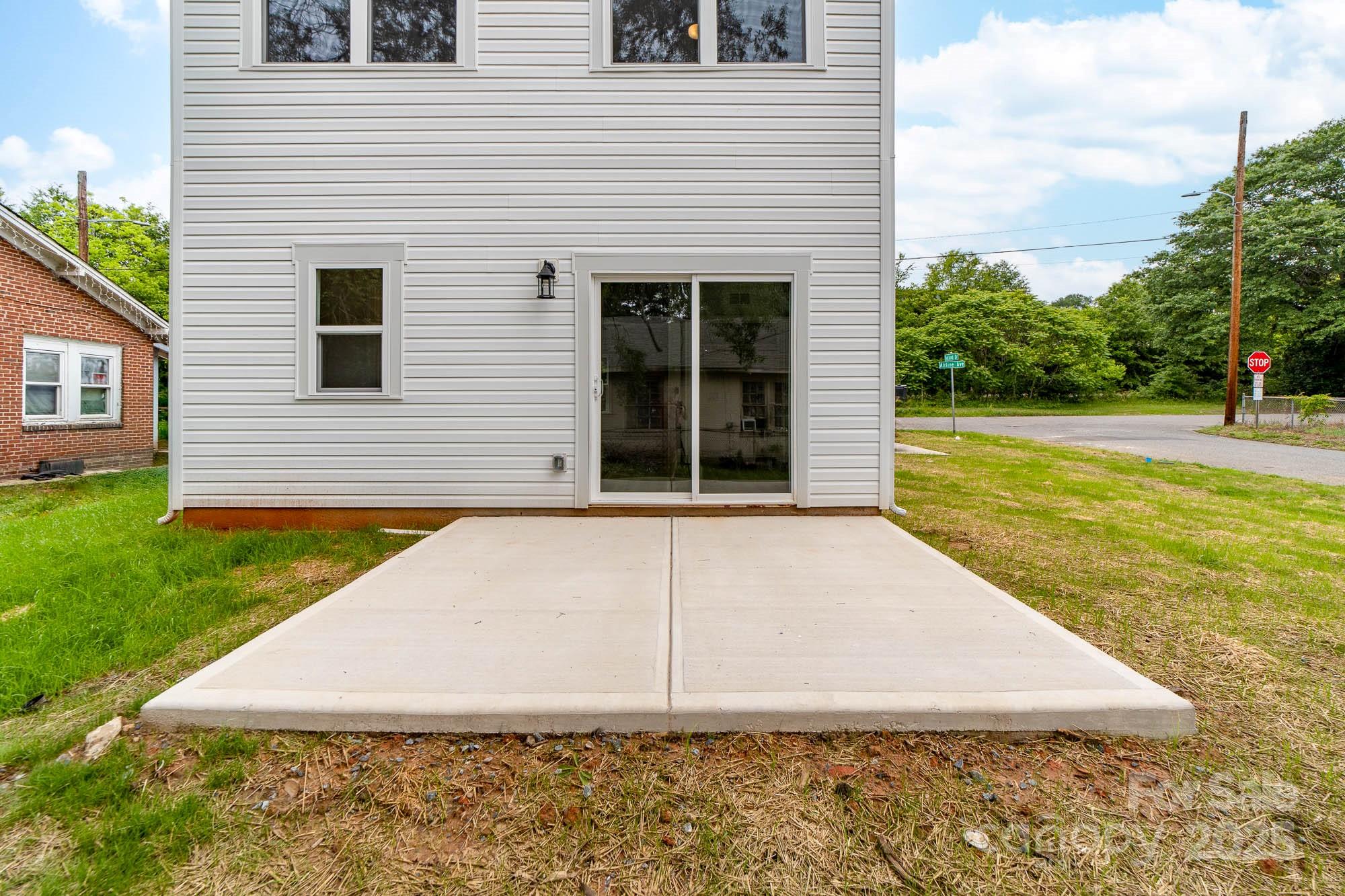 424 Airline Extension Shelby, NC 28150 - Photo 34 of 35 a view of a backyard of the house