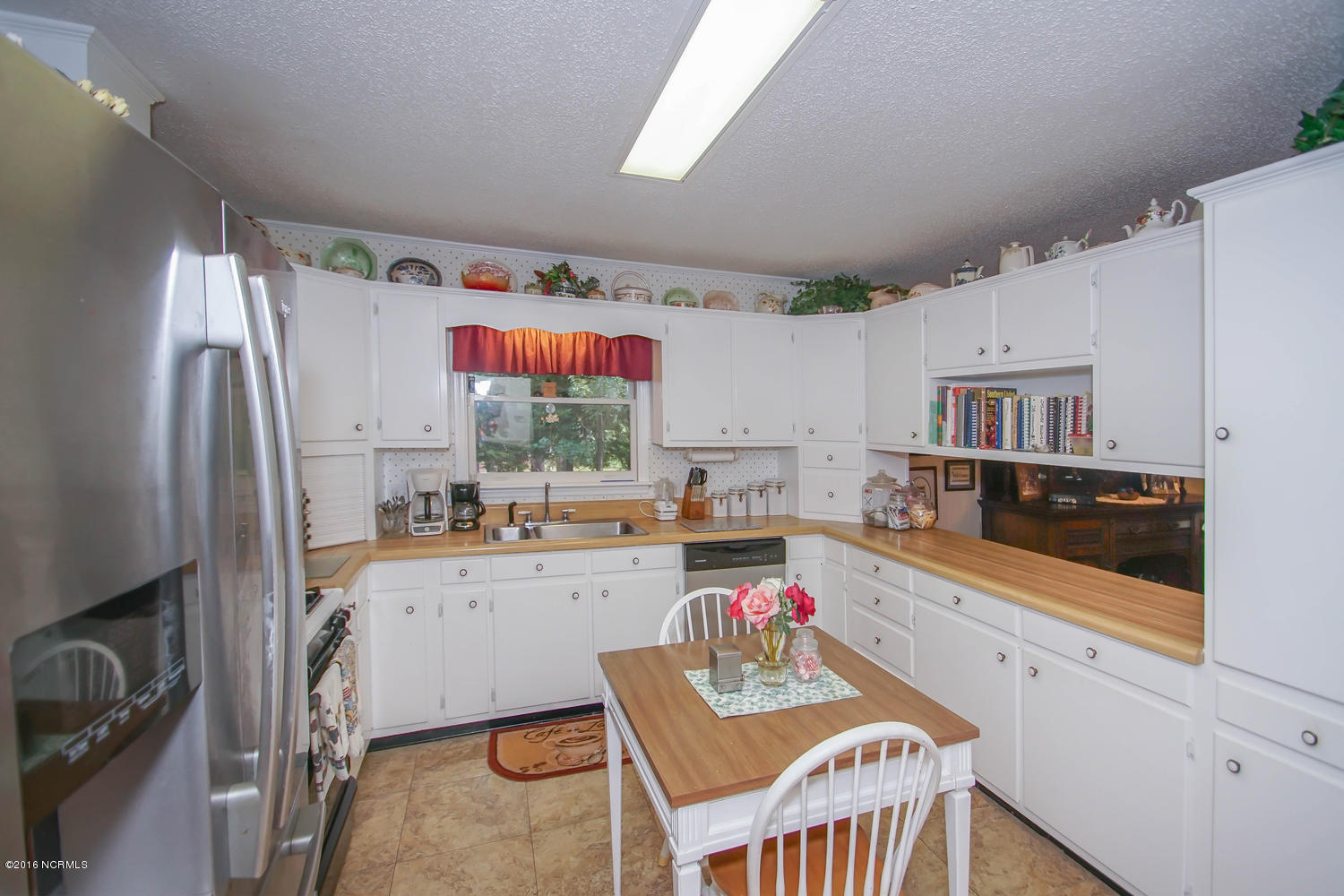 161 Ash Road, Unit BSL Southport, NC 28461 - Photo 15 of 37 161 Ash Rd Southport NC 28461-large-009-