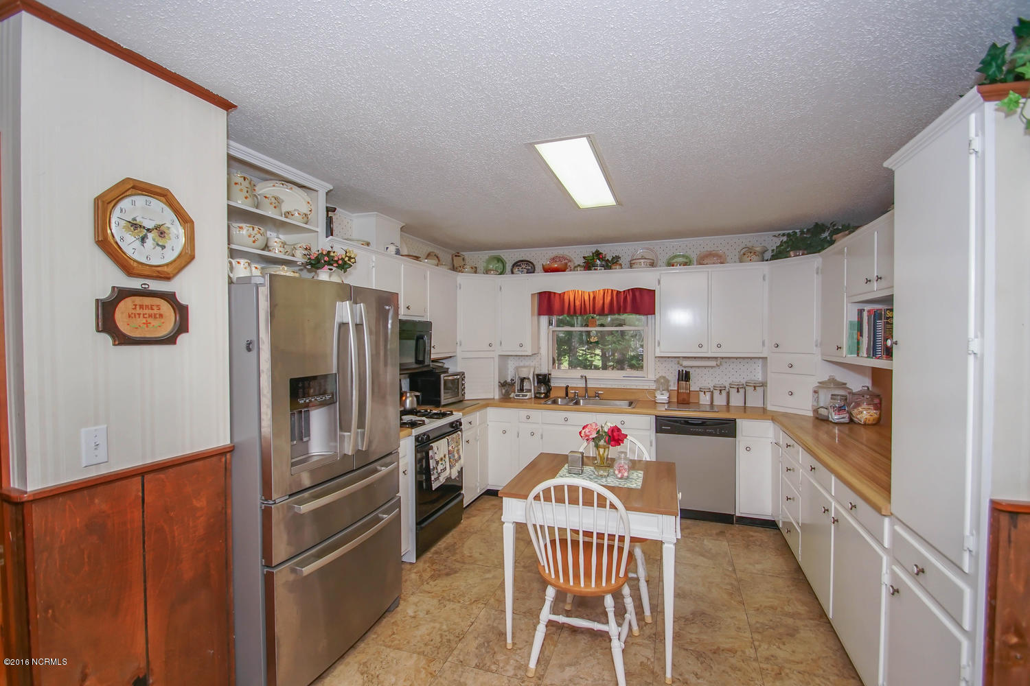 161 Ash Road, Unit BSL Southport, NC 28461 - Photo 16 of 37 161 Ash Rd Southport NC 28461-large-010-
