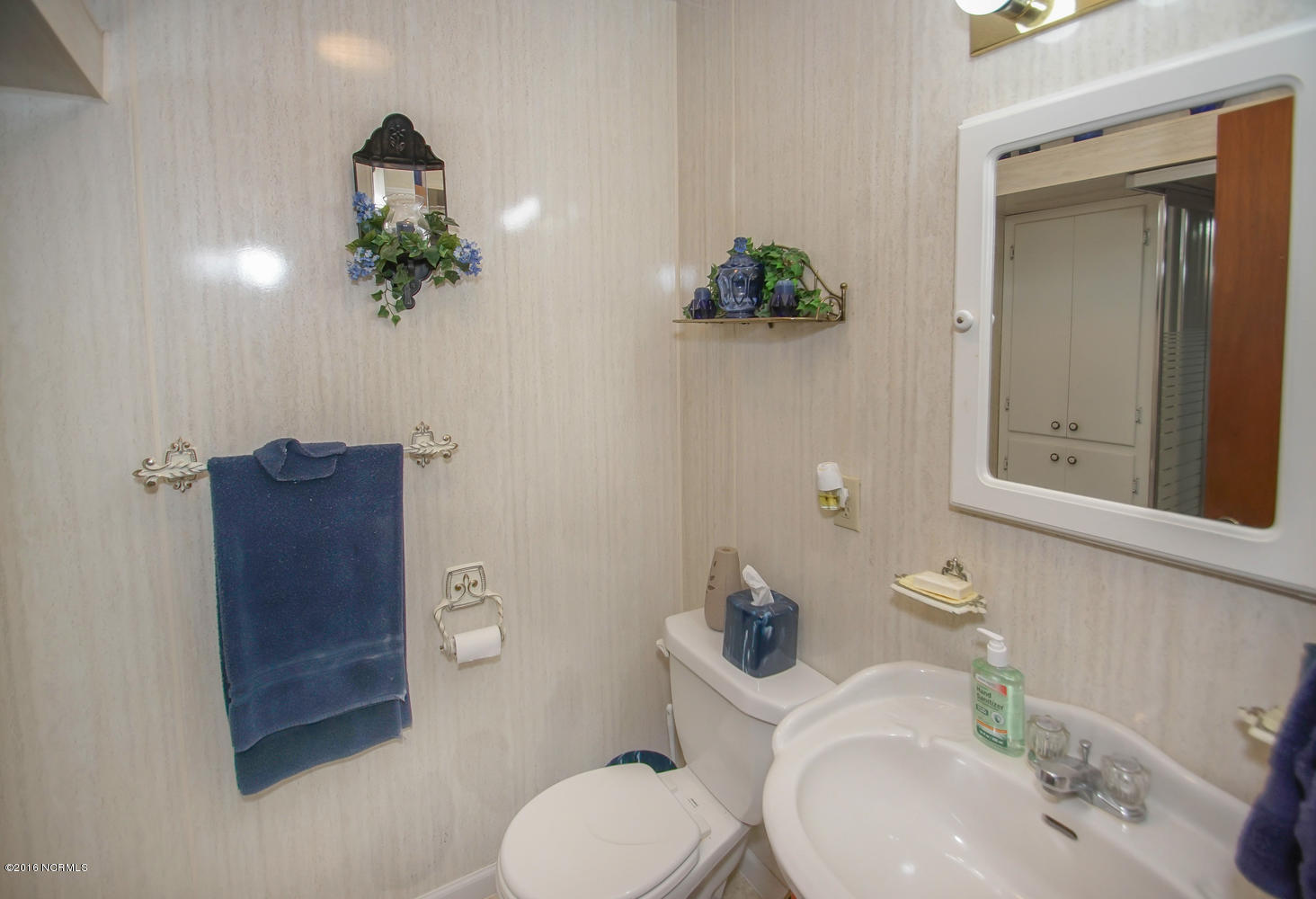 161 Ash Road, Unit BSL Southport, NC 28461 - Photo 29 of 37 161 Ash Rd Southport NC 28461-large-014-