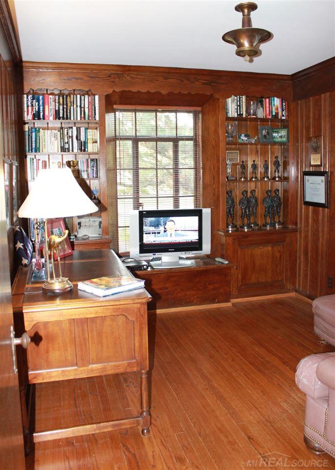 729 Pemberton Road Grosse Pointe Park, MI 48230 - Photo 21 of 46