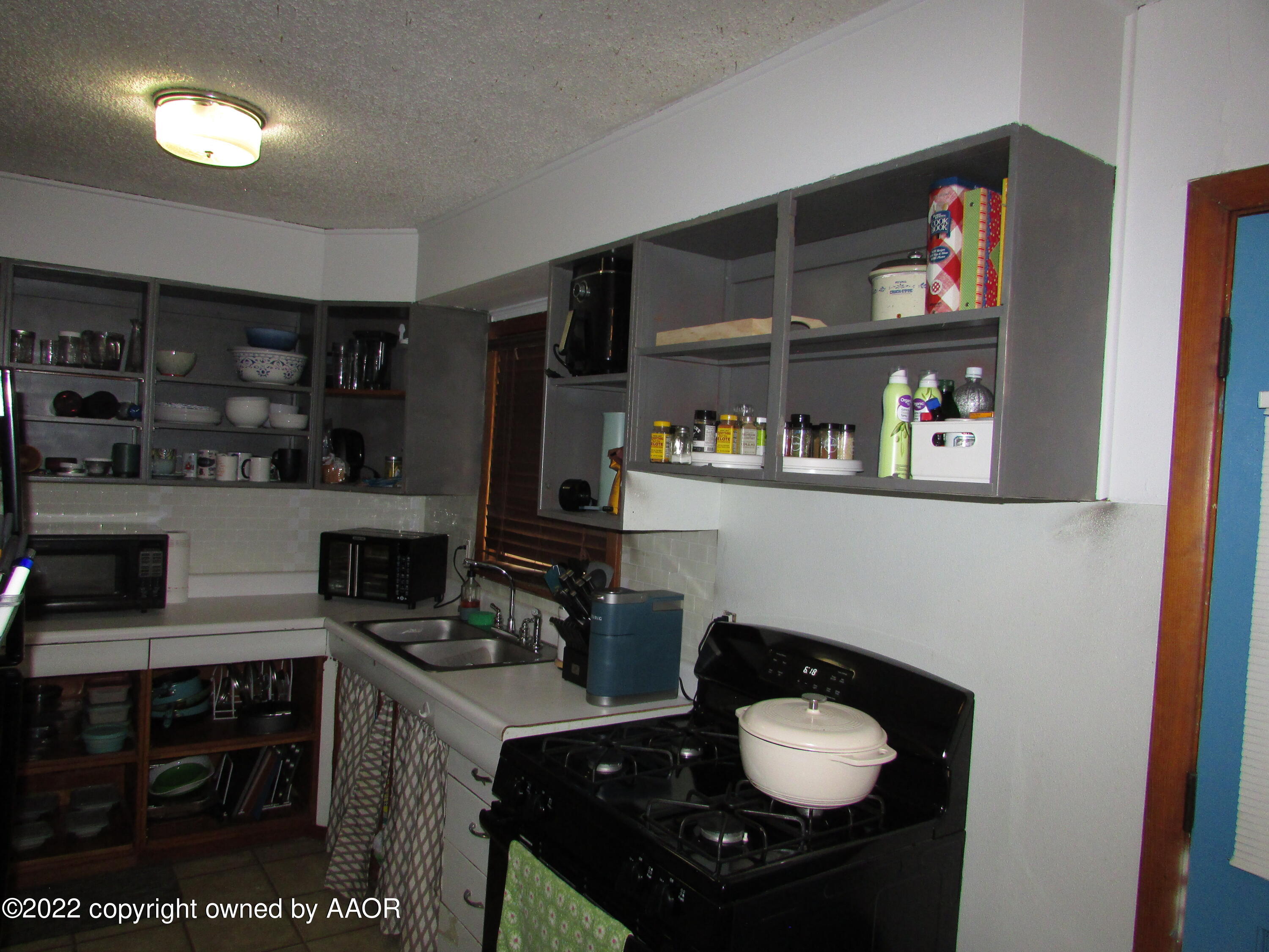 4308 Gables Street Amarillo, TX 79110 - Photo 7 of 16 kitchen 2
