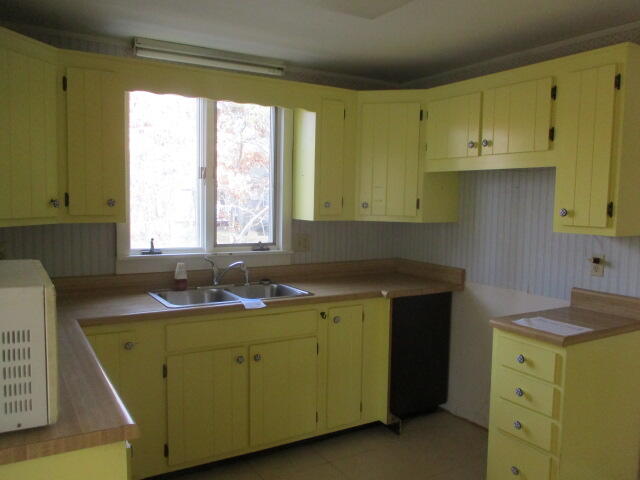 11 Anawan Road Brewster, MA 02631 - Photo 2 of 13 103