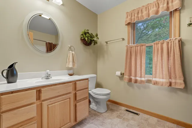 $649,900 | 4415 West 700 North, Lake Village, IN 46349