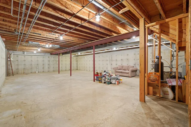 $649,900 | 4415 West 700 North, Lake Village, IN 46349