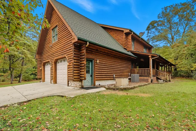 $649,900 | 4415 West 700 North, Lake Village, IN 46349