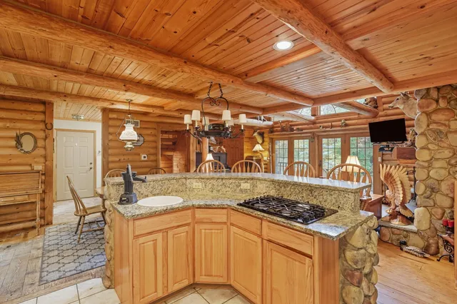 $649,900 | 4415 West 700 North, Lake Village, IN 46349