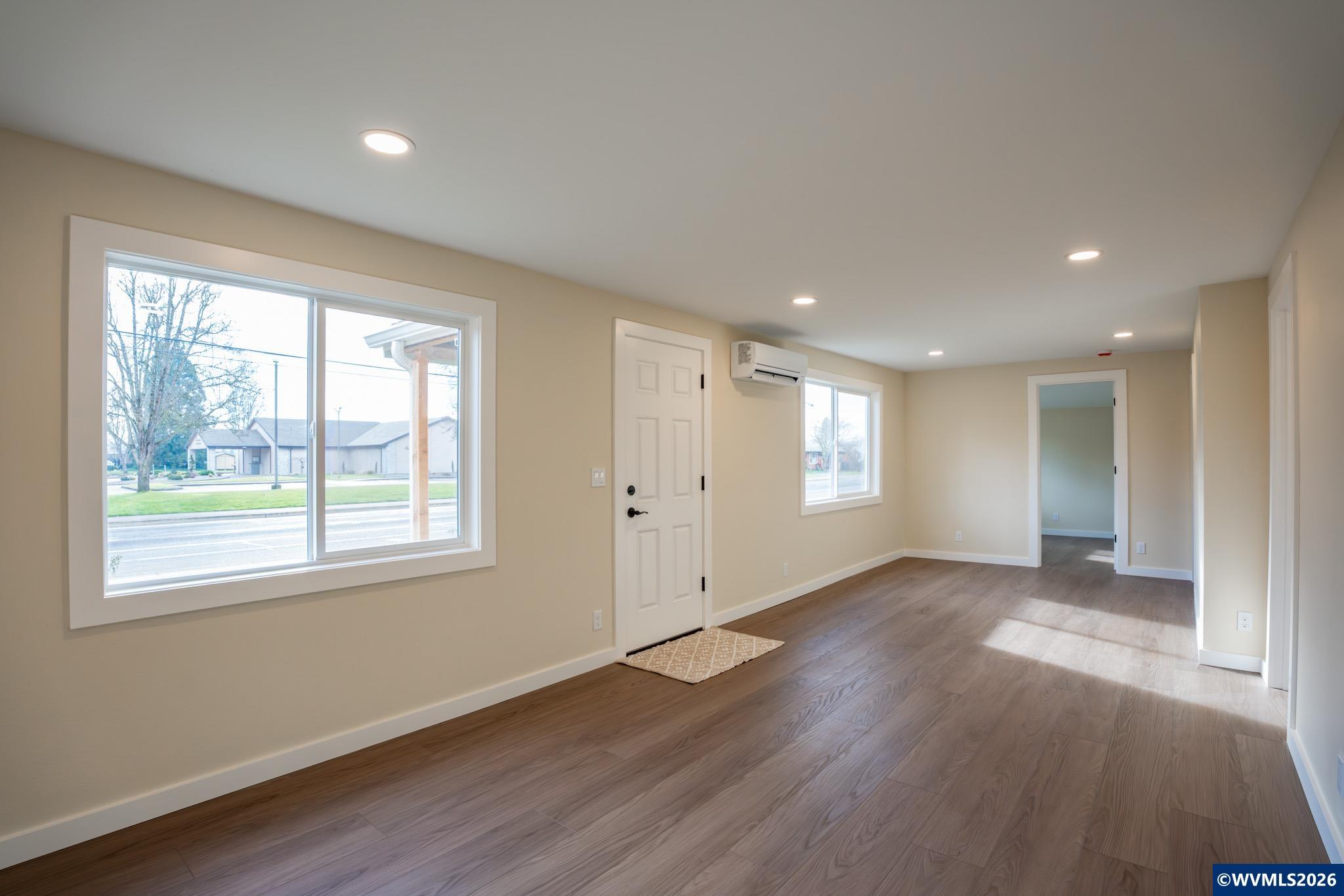 705 Tangent Street Lebanon, OR 97355 - Photo 4 of 31