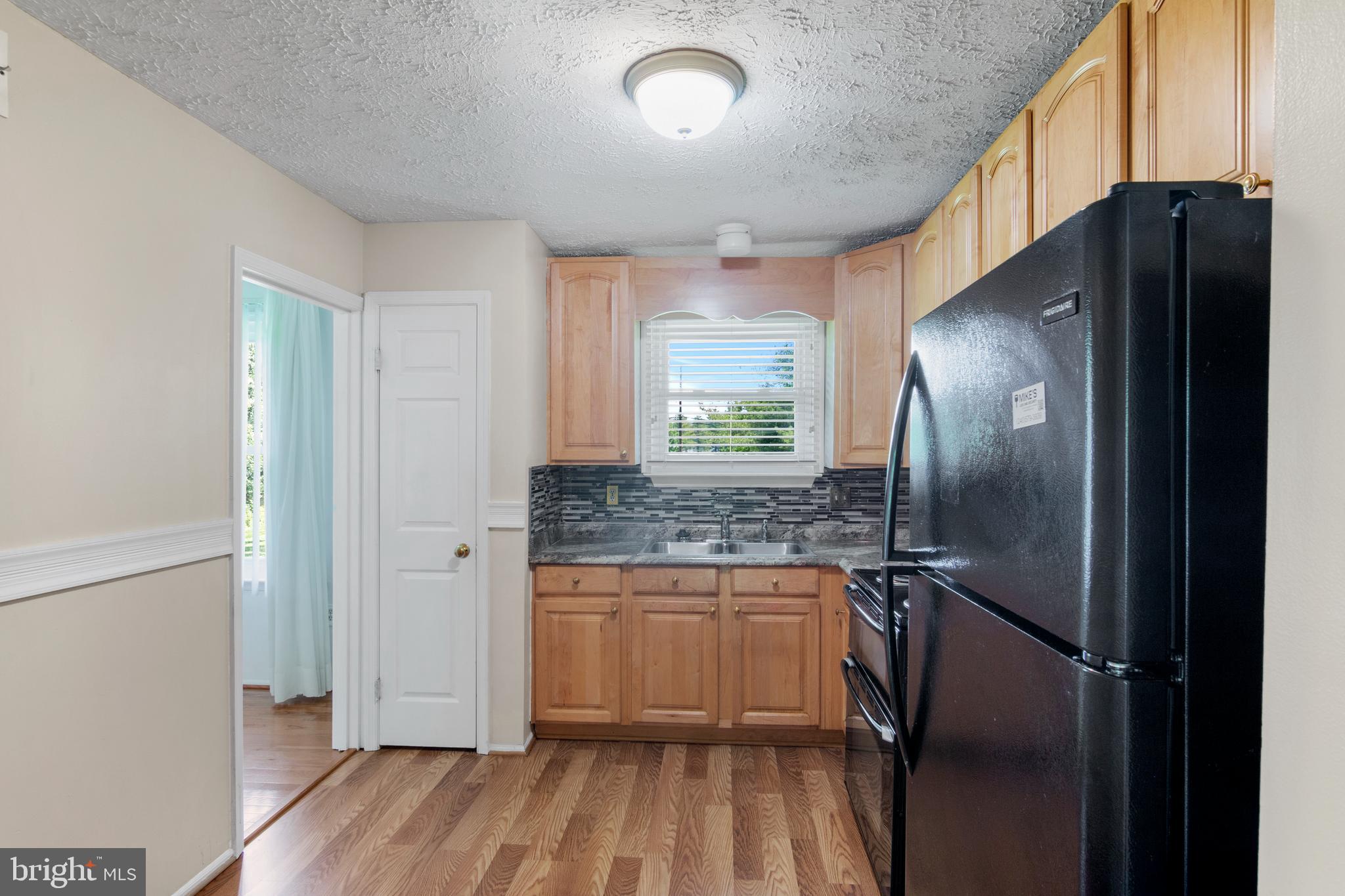 1204 Blithe Court Upper Marlboro, MD 20774 - Photo 5 of 19 Eat in Kitchen