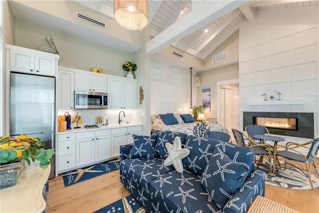 $547,000 | 600 Center N Port, Unit 21, Port Aransas, TX 78373