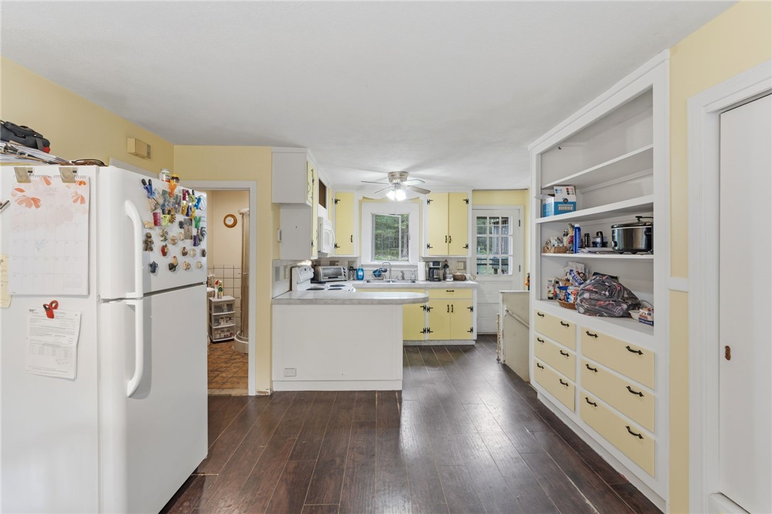 2654 Harkney Hill Road Coventry, RI 02816 - Photo 8 of 50