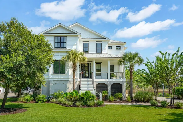 $1,949,000 | 1212 Winding Creek Court, Charleston, SC 29492