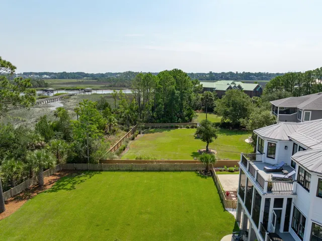 $1,949,000 | 1212 Winding Creek Court, Charleston, SC 29492