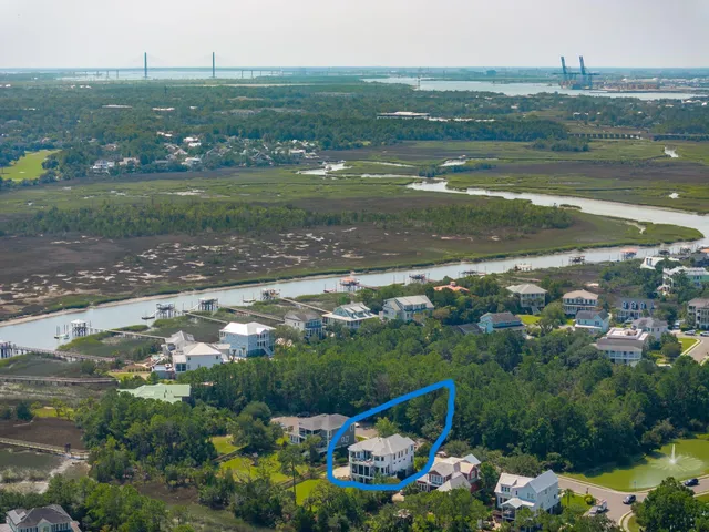 $1,949,000 | 1212 Winding Creek Court, Charleston, SC 29492