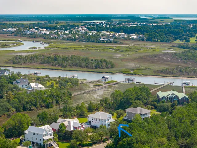 $1,949,000 | 1212 Winding Creek Court, Charleston, SC 29492