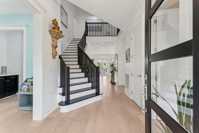 $1,949,000 | 1212 Winding Creek Court, Charleston, SC 29492