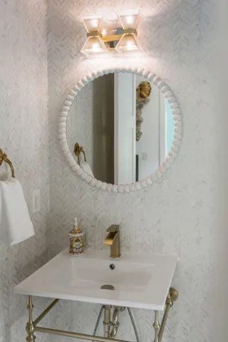 $1,949,000 | 1212 Winding Creek Court, Charleston, SC 29492