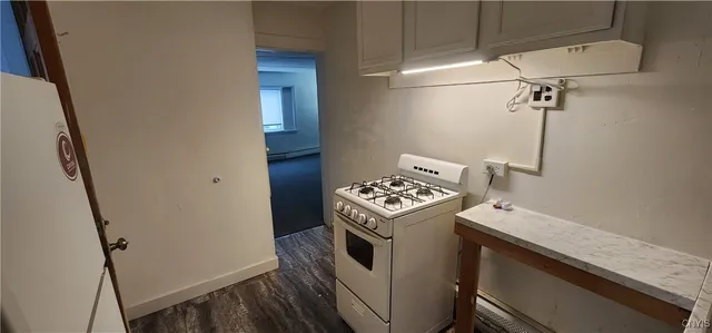 $800 | 113 West Seneca Street, Unit C, Oswego, NY 13126