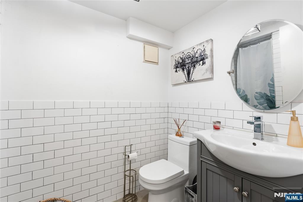 1675 Broad Street Bloomfield, NJ 07003 - Photo 22 of 35