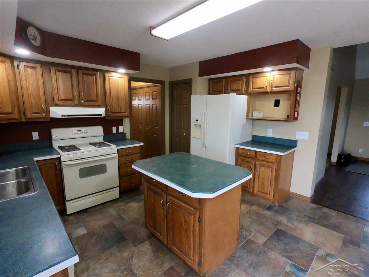 11599 South Raucholz Road St. Charles, MI 48655 - Photo 5 of 25