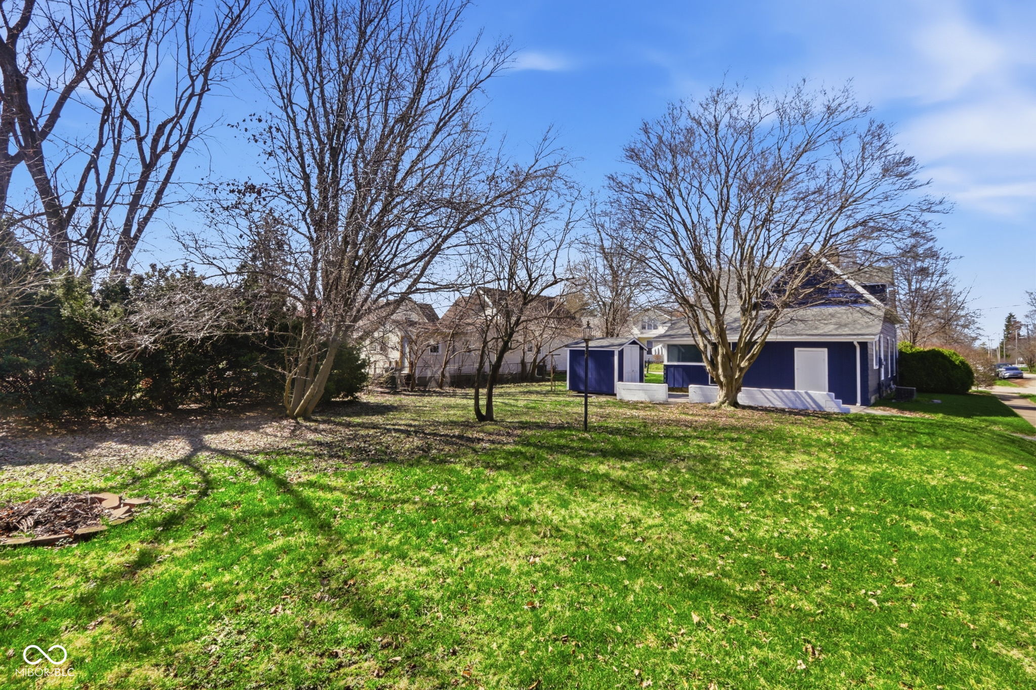 631 North Spring Street Greenfield, IN 46140 - Photo 5 of 25